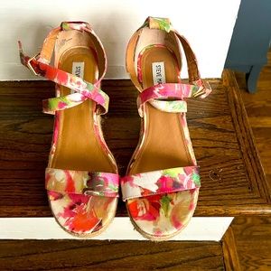 Steve Madden wedge sandal